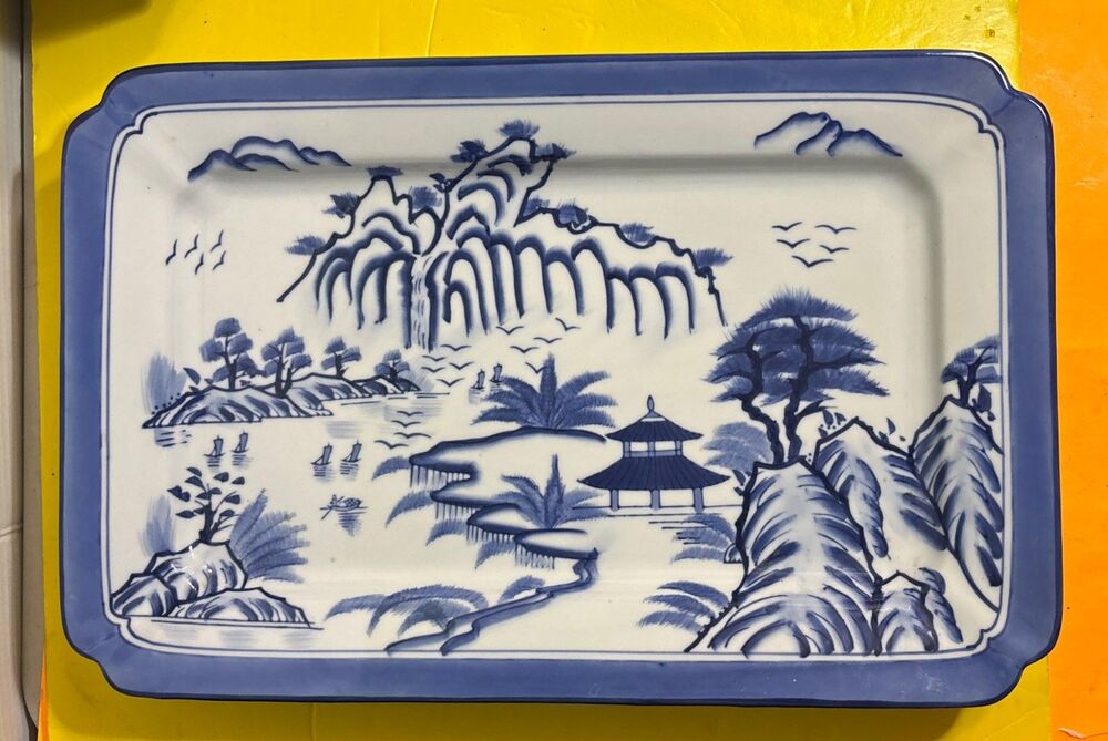 Bombay Co BLUE AND WHITE CHINOISERIE PLATTER 18.5” x 12” x 1 5/8”